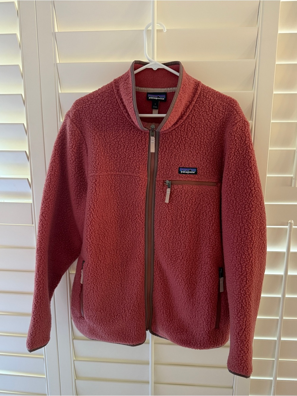 Patagonia Women's Retro Pile Fleece Jacket in Rosehip (Size L) - Picture 4 of 6